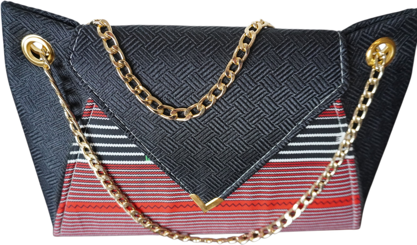 Elegant Echo: Black Handbag with Striking African Print – Limited Edition