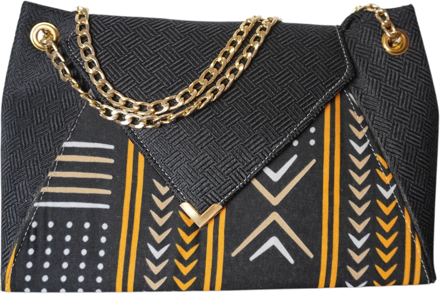 Ivorian Allure: Black Handbag with Vibrant African Print – Limited Edition