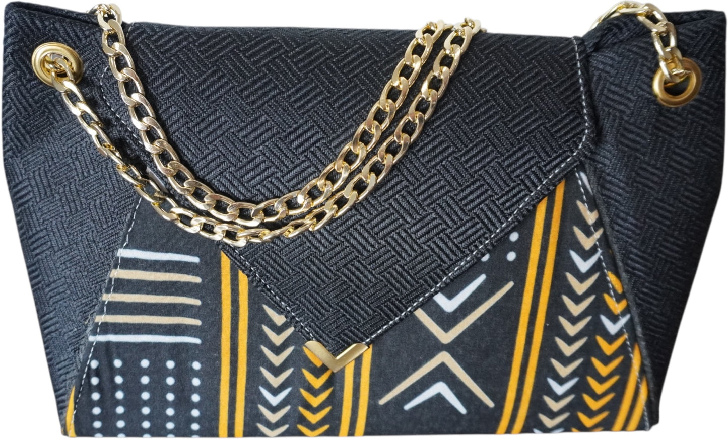 Ivorian Allure: Black Handbag with Vibrant African Print – Limited Edition